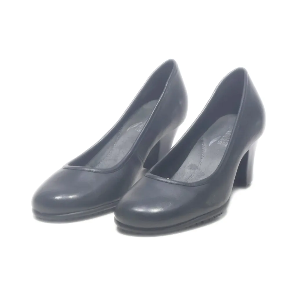 Aerosoles Heelrest Mid-Heel Shoes Leather Black Colour For Women