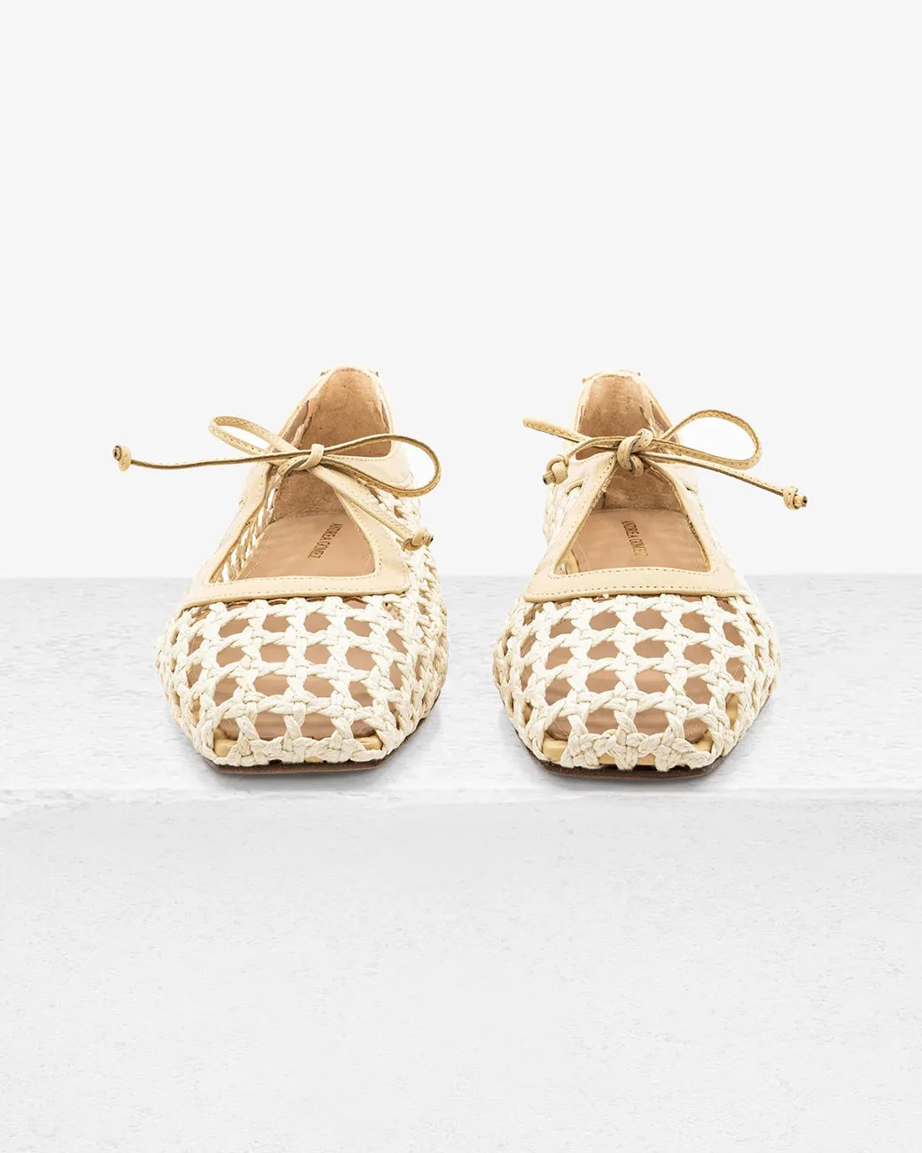 AMELIA RAFFIA