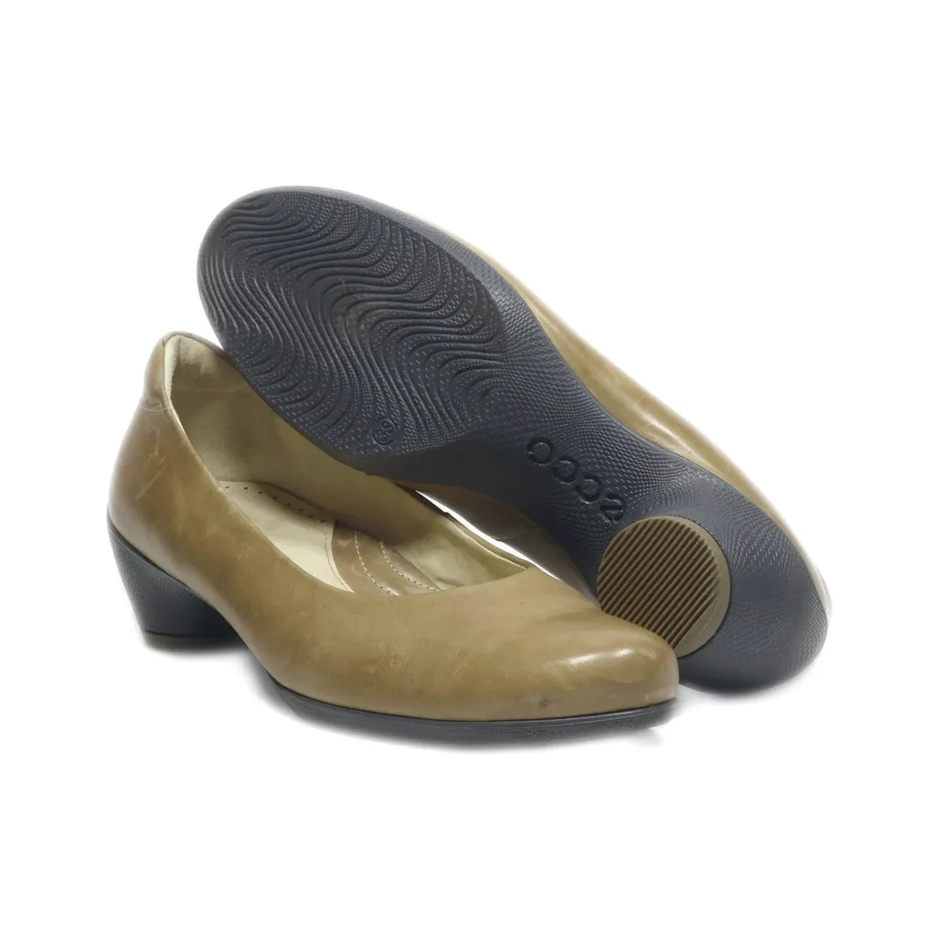 Ecco Mid-Heel Shoes Leather Beige Colour For Women