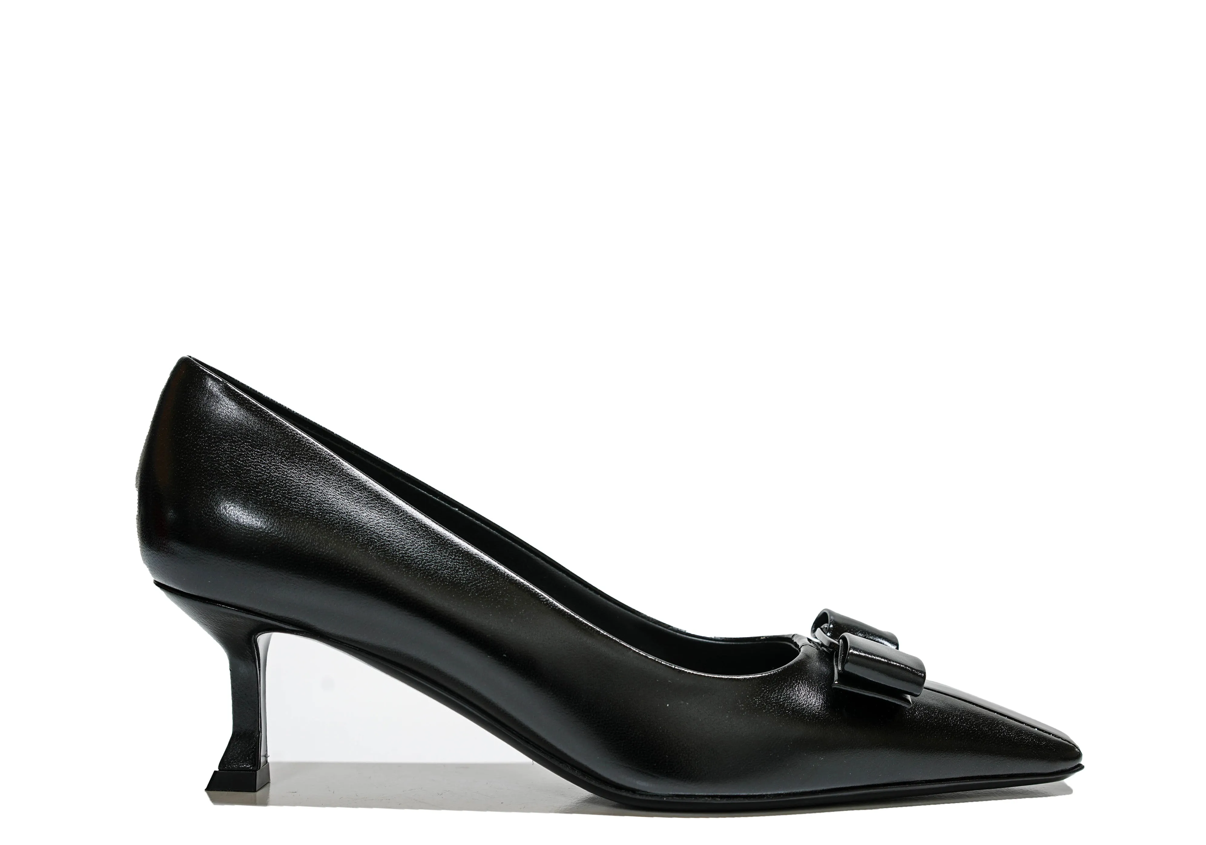 Ferragamo Women's Black Leather Bow Pump 6cm SIWAR 0766401 - 50% off