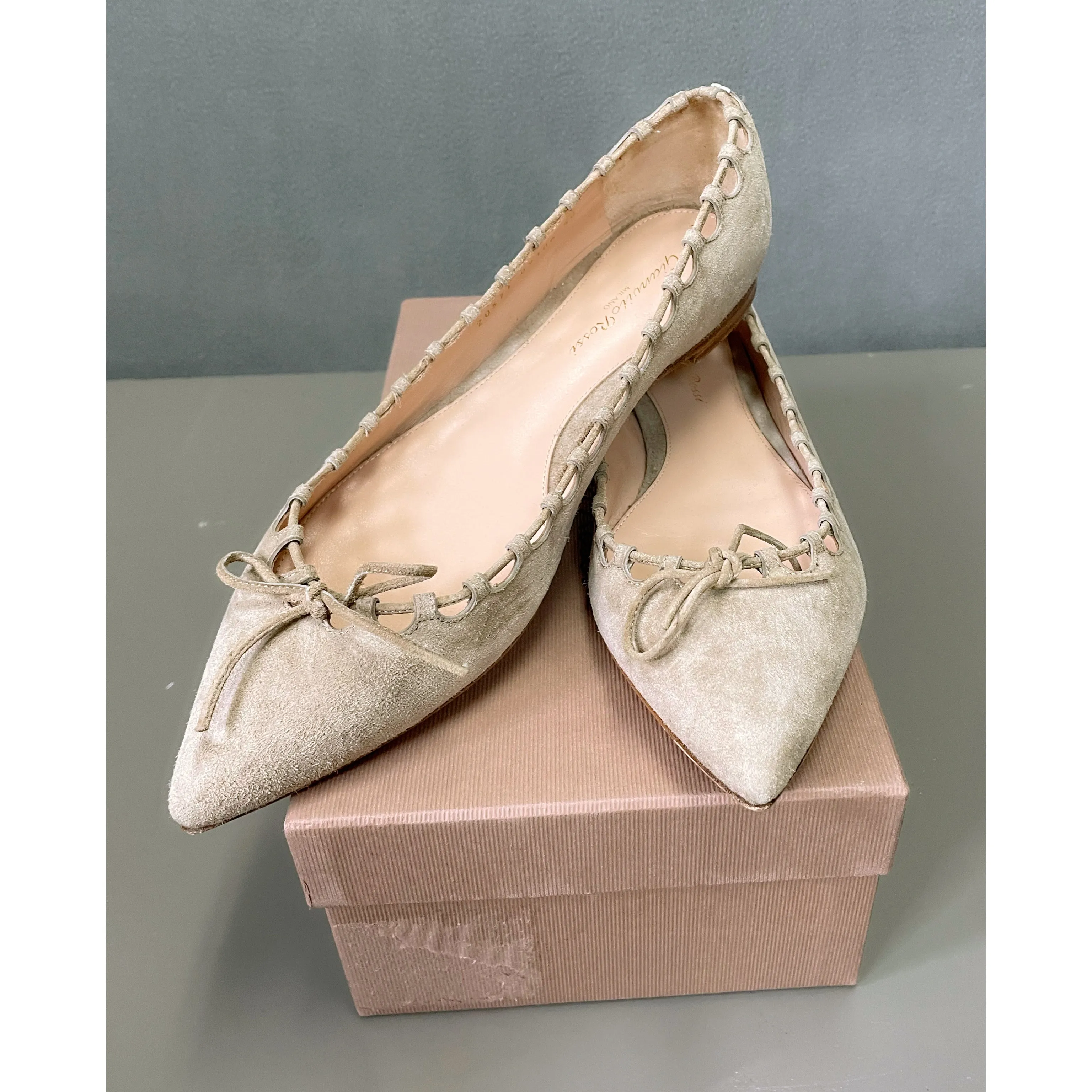 Gianvito Rossi tan suede flats, size 10