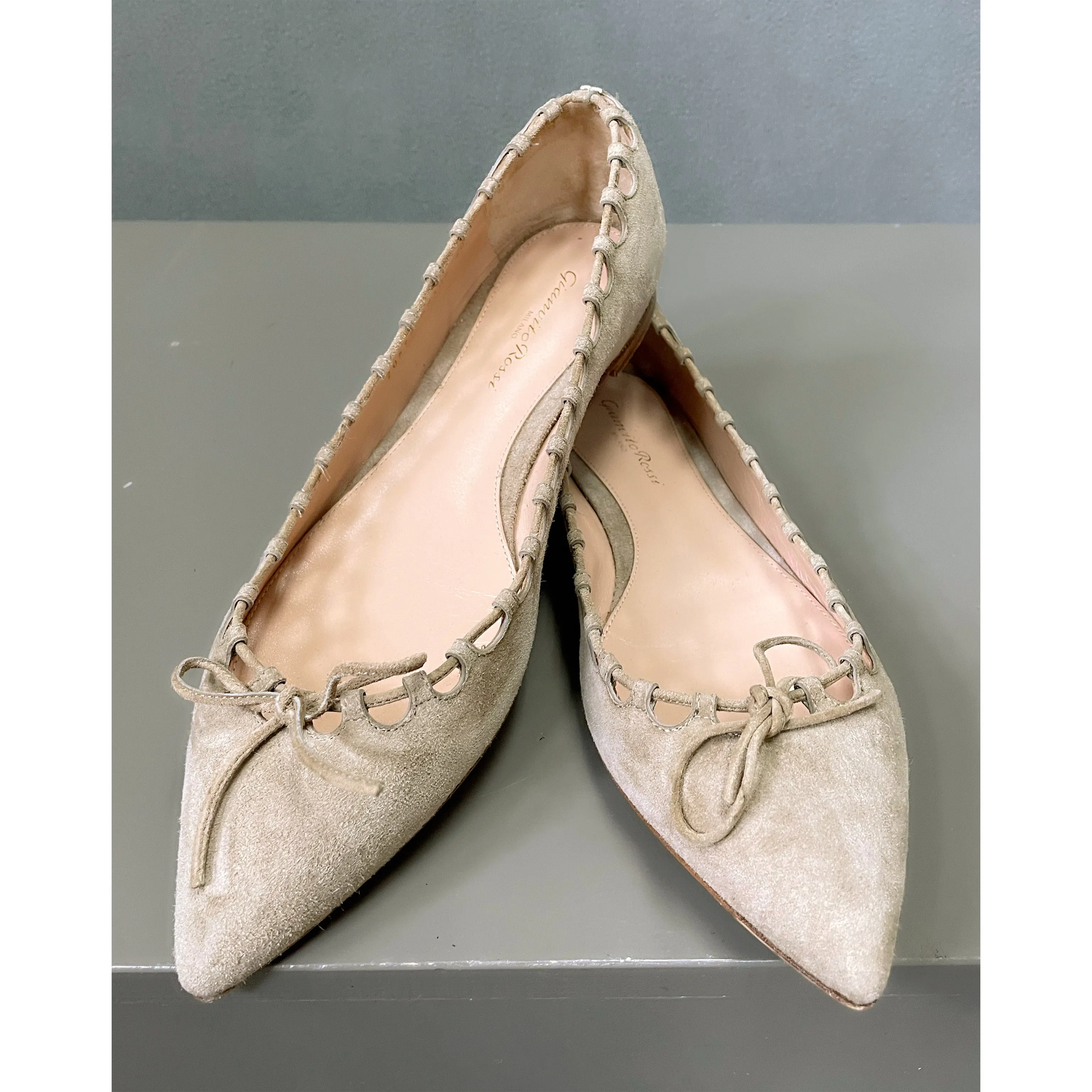 Gianvito Rossi tan suede flats, size 10