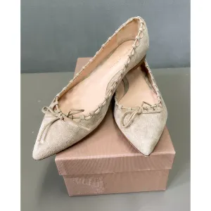 Gianvito Rossi tan suede flats, size 10