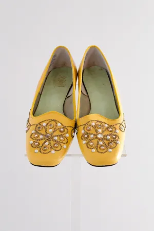 Glorious 1960's NOS Sunny Yellow & Pearl Adorned Heels by Larks / Size 7.5 M