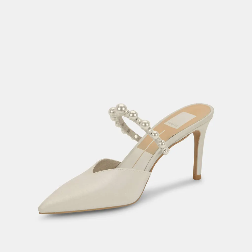 Kanika Heel