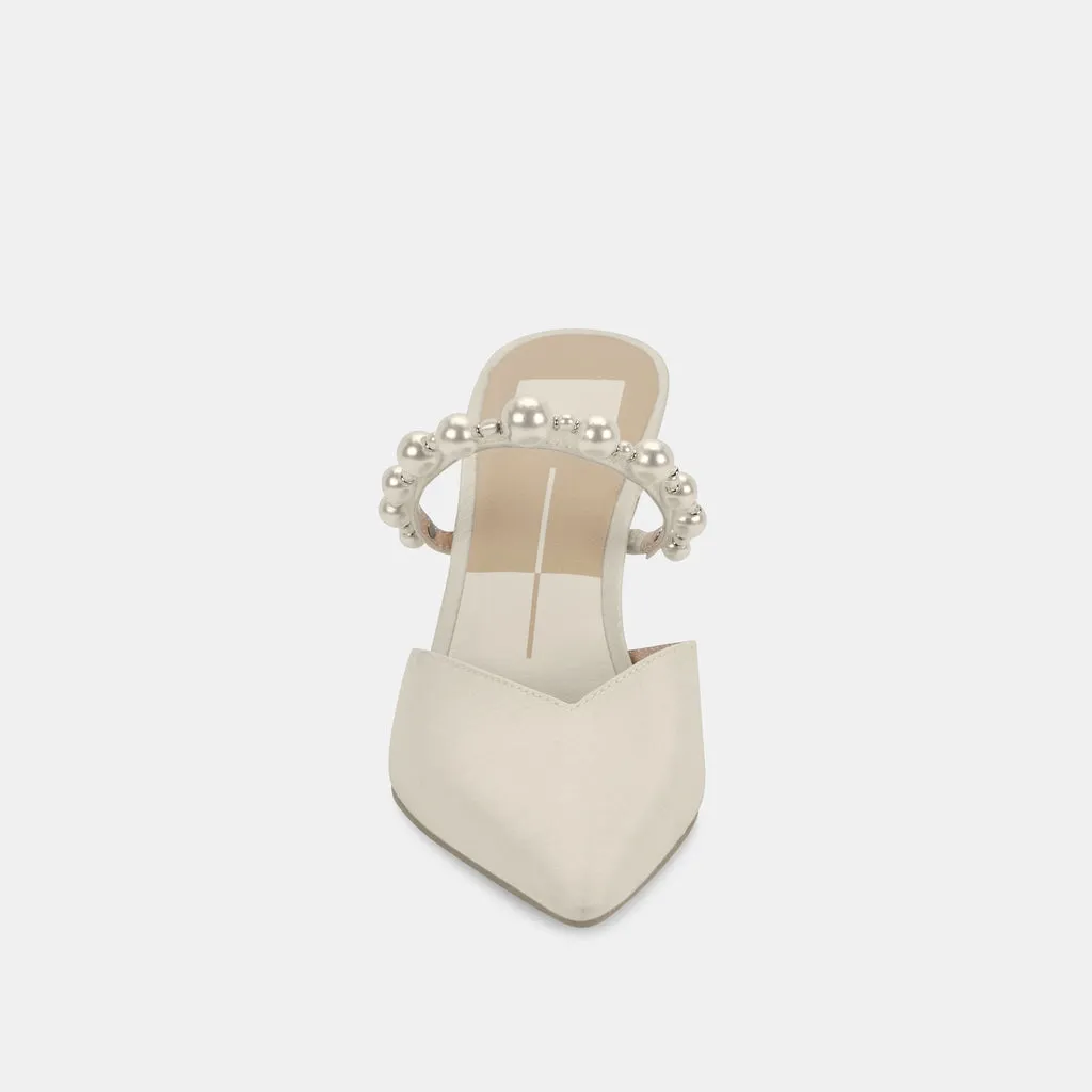 Kanika Heel