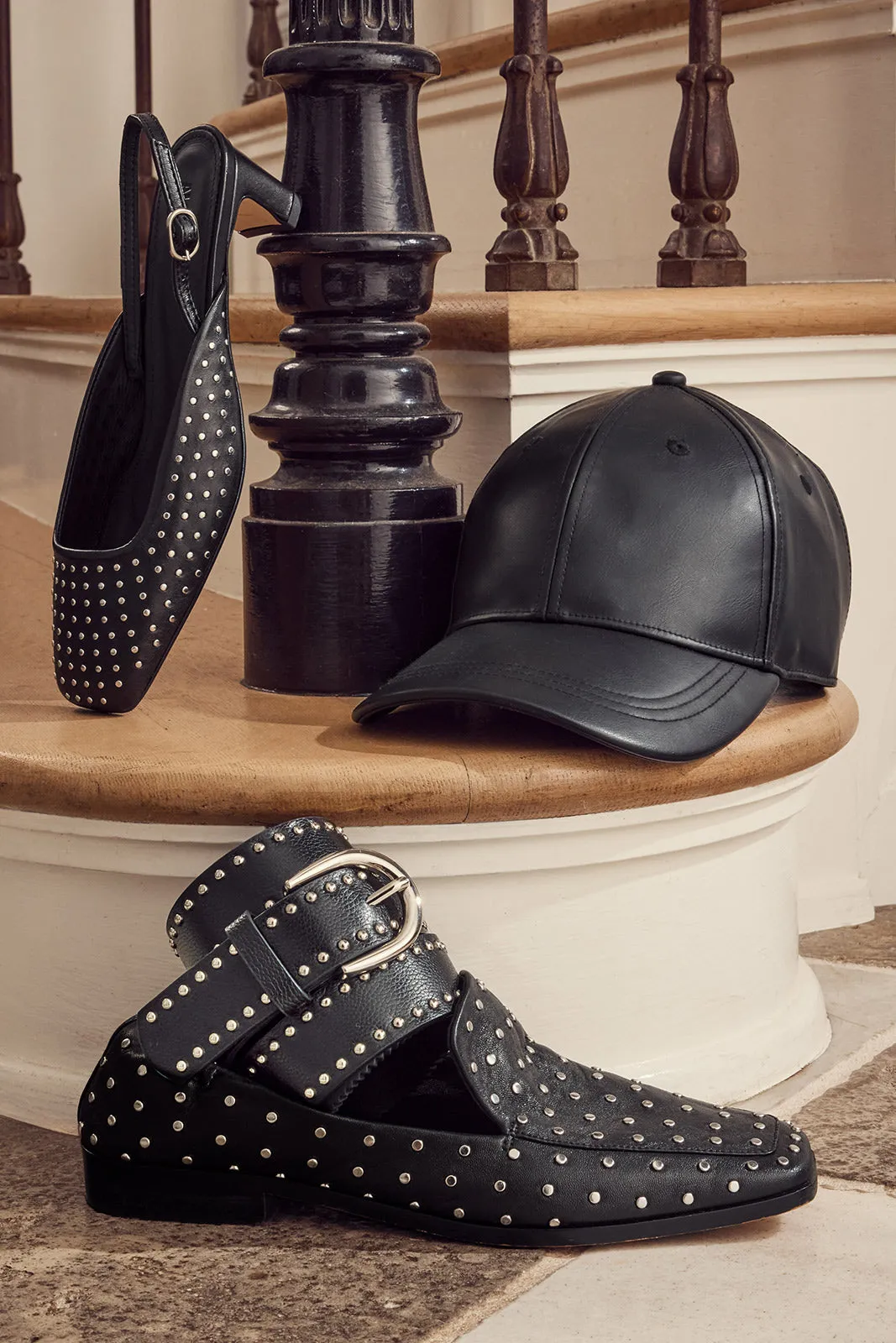 Lindy Studs Leather Pump