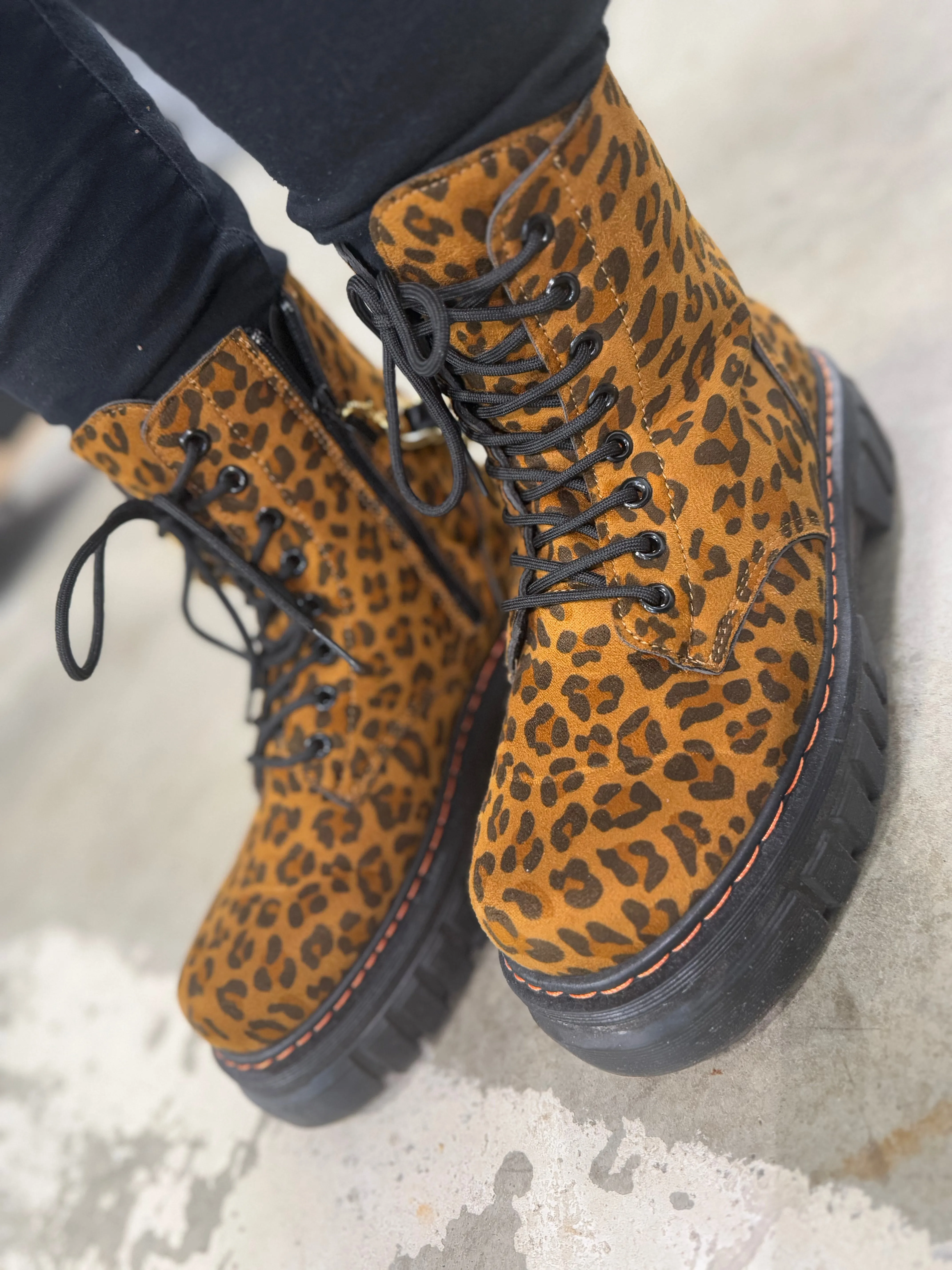 Nelly Lug Boots - LEOPARD