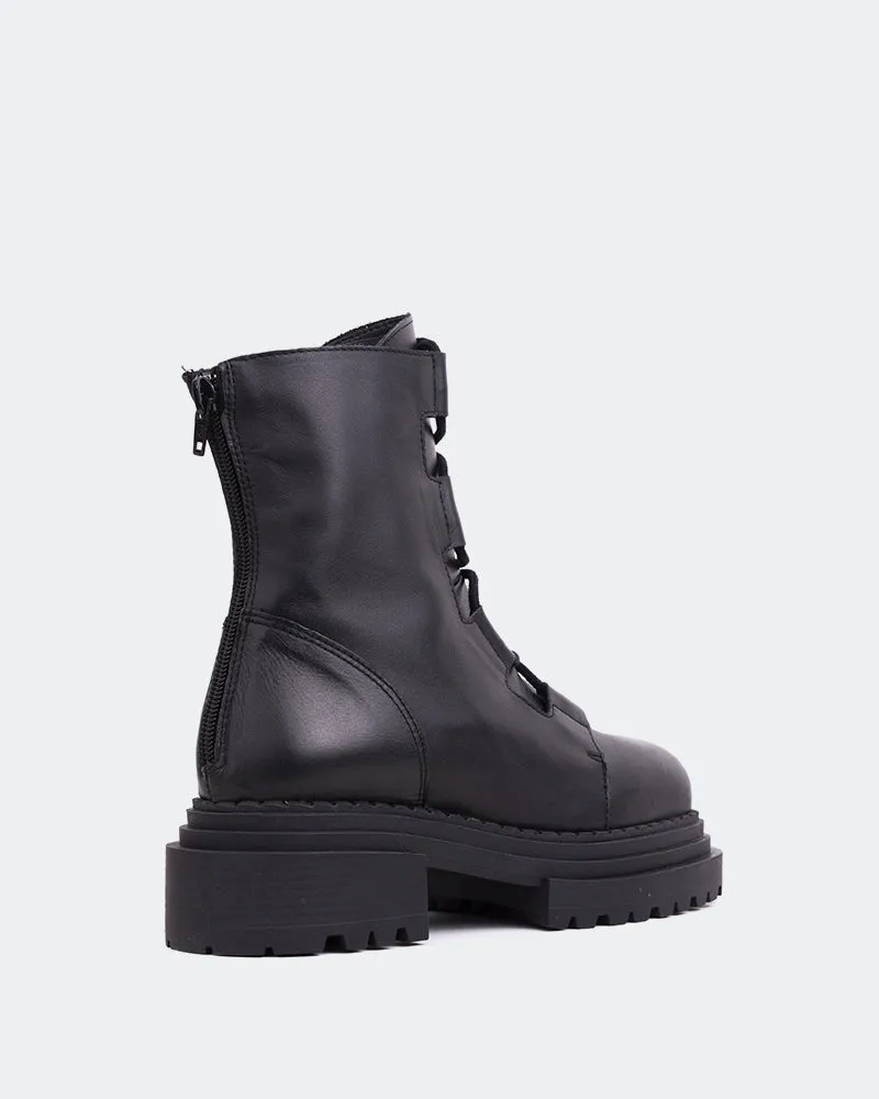 Pantone Black Leather