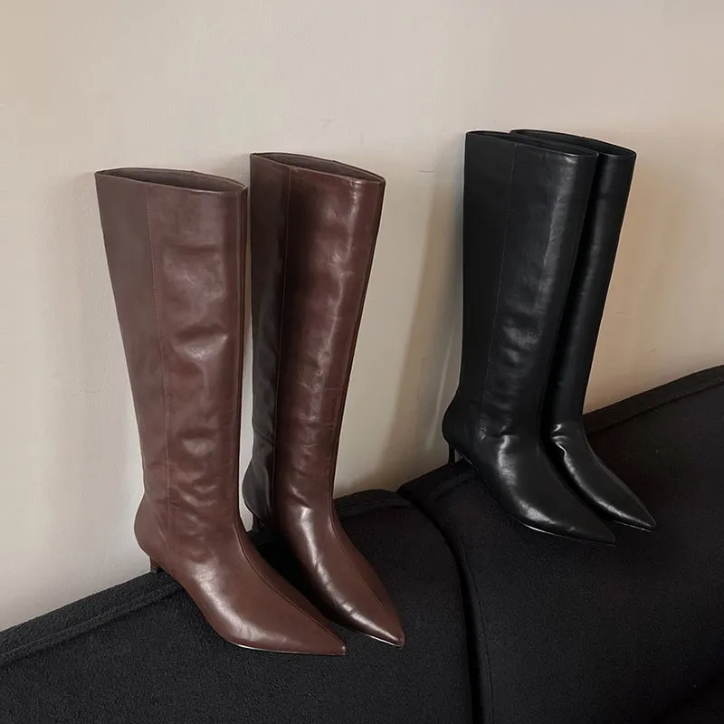 Pointed-Toe 50mm Slender Heel Knee-High Cowhide Riding Boots Black/Reddish brown