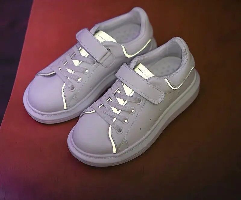 Raven sneakers