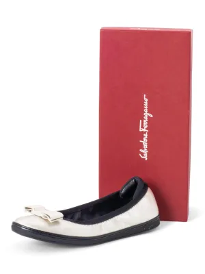 Salvatore Ferragamo Leather Round Toe Bow Ballet Flats Silver Black
