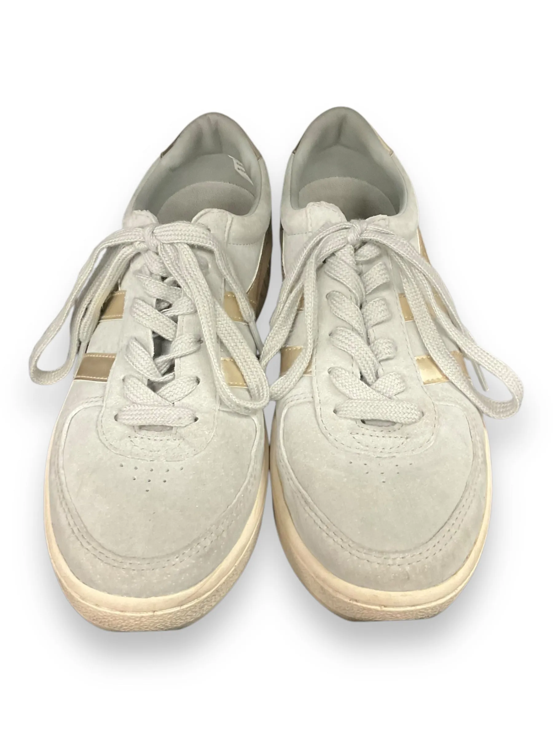 Shoes Sneakers By Gola In Grey, Size: 8