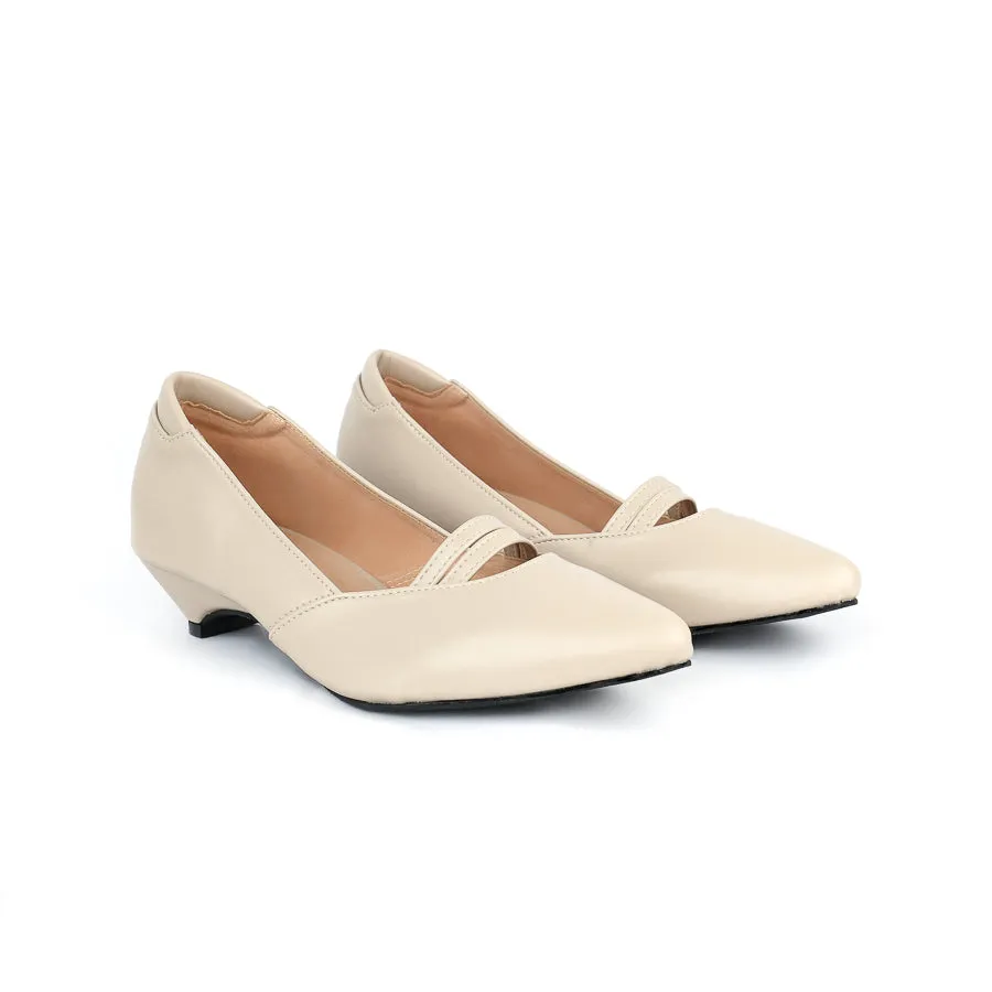 Stiora Pointed Kitten Heel
