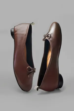 The Bow Flat in Mahogany